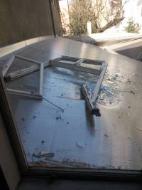 earthquake 3 [ 691.93 Kb ]