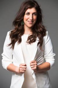 Mayim Bialik [ 90.95 Kb ]