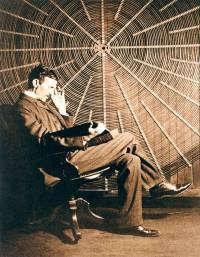 Nikola Tesla - Izvor fotografije: www.teslasociety.com [ 105.44 Kb ]