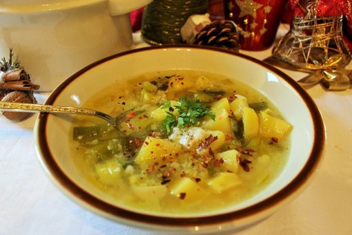 Leek soup [ 203.33 Kb ]