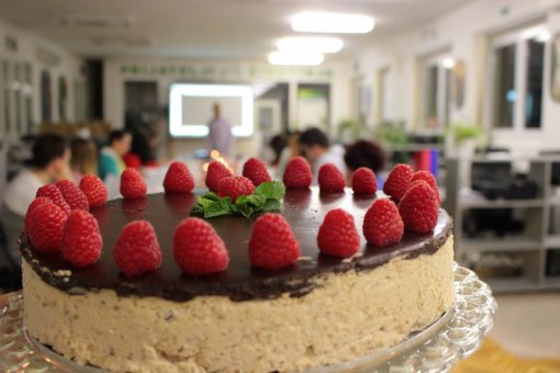 kesten torta [ 168.60 Kb ]