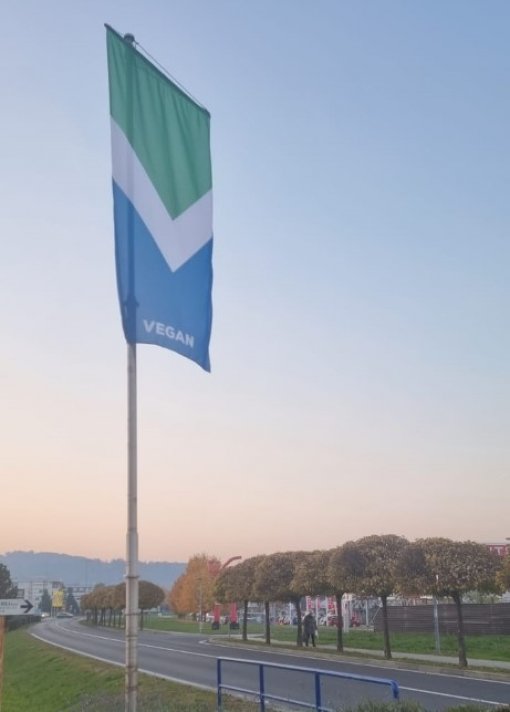 veganske zastave_samobor 2