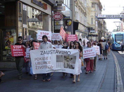 Prosvjed - Dan borbe protiv pokusa na životinjama4 Prosvjed - Dan borbe protiv pokusa na životinjama4