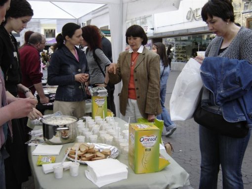 Vegetarians eats healthier 2