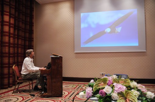 Will Tuttle in Croatia! [ 354.87 Kb ]